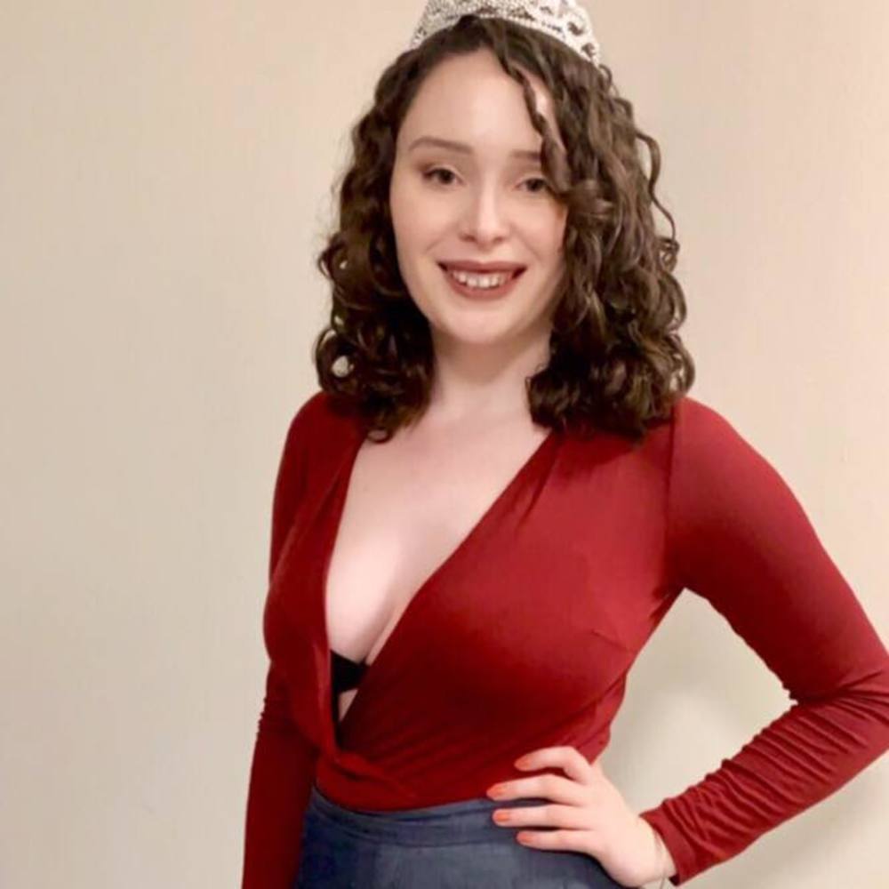 Meet your Posher, Carissa